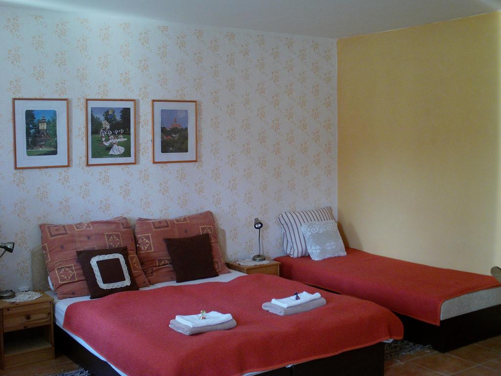 La Ferme De Sissi Apartment Smrzice Room photo