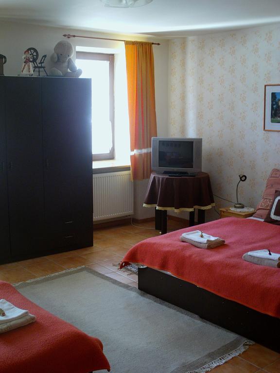 La Ferme De Sissi Apartment Smrzice Room photo